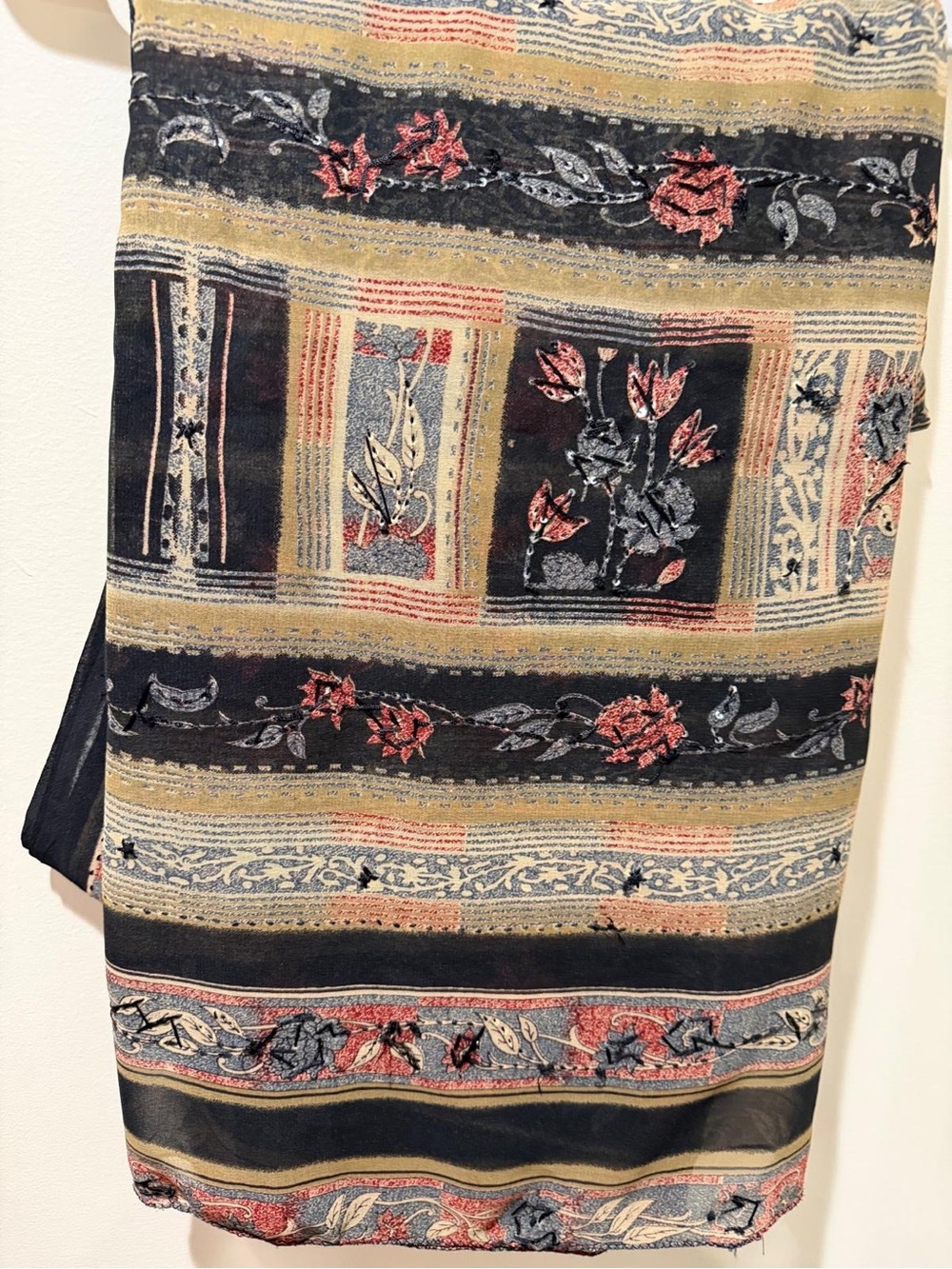Black Beige Indian Saree | Traditional Floral Print Sari